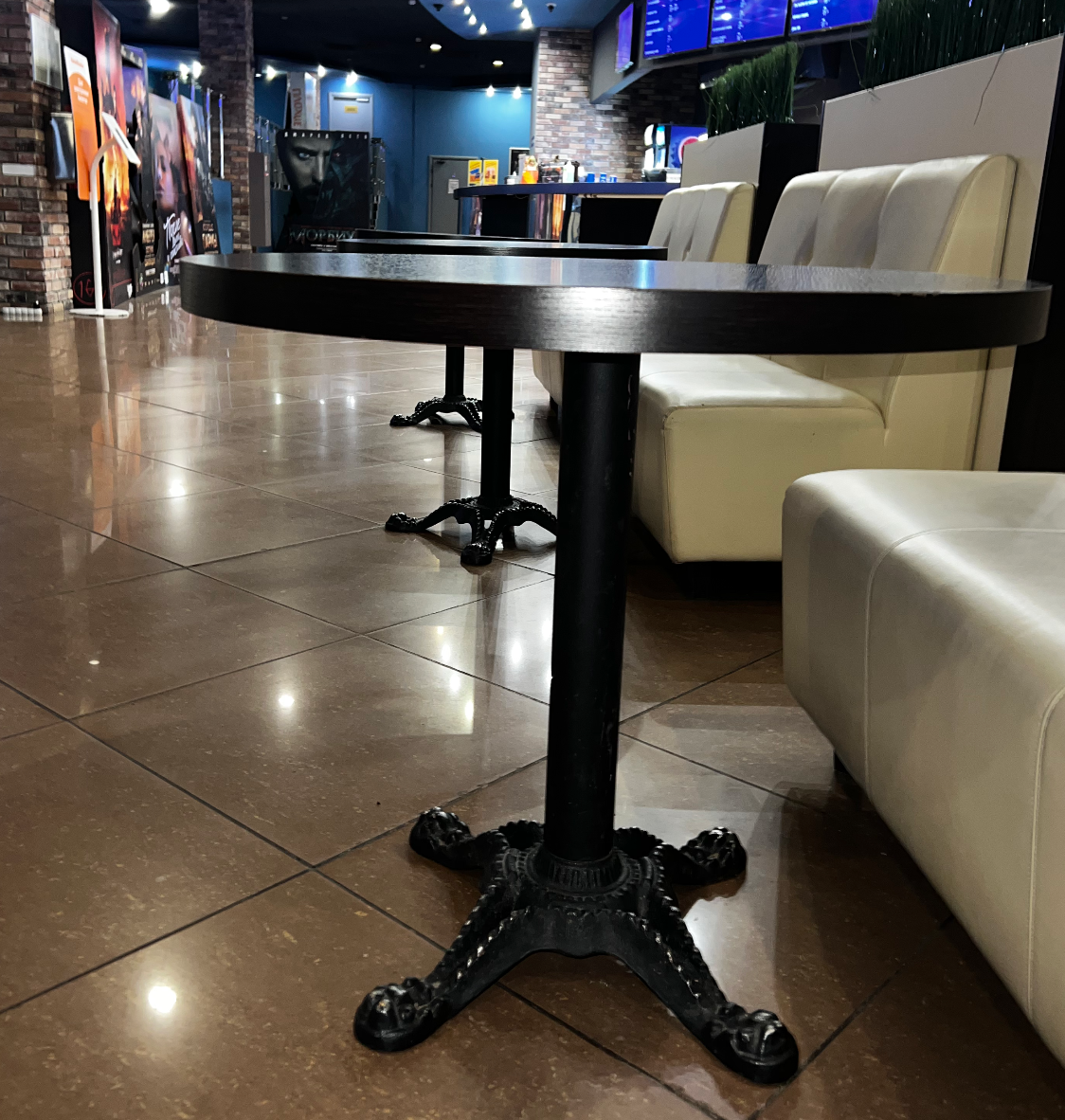 Основание для стола из чугуна, черное, для ресторана, серия Бистро, модель 4066 эконом